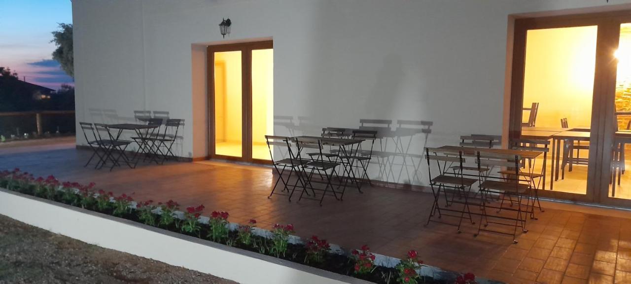 Agriturismo Il Vecchio Olivo Castagneto Carducci Eksteriør bilde